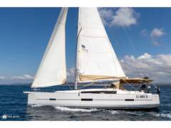 Dufour 460 GL - Asia - Solar Panel (sailing yacht)