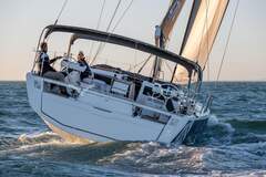 Dufour 470 Owner’s Version (sailing yacht)